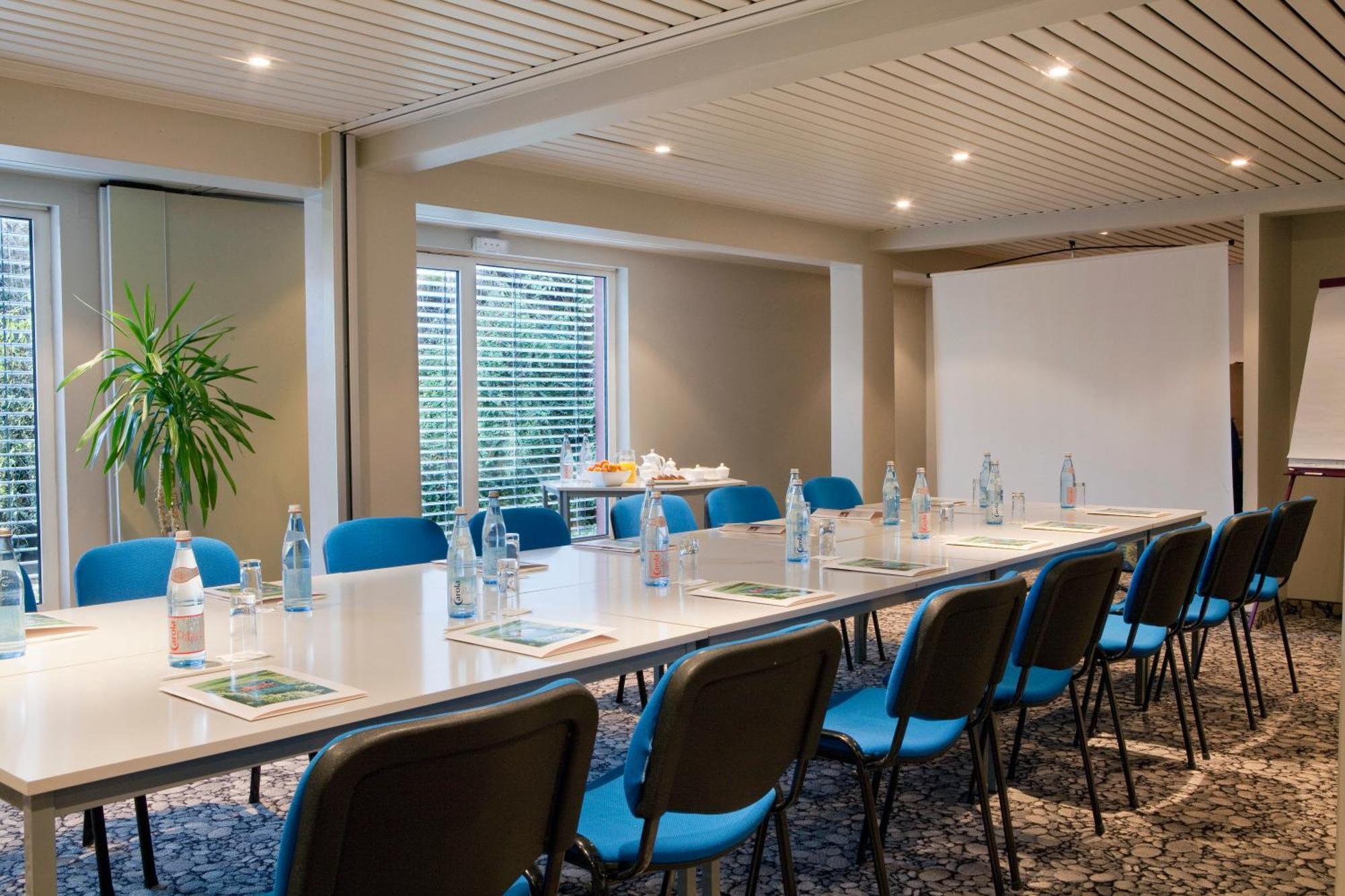 Logis Hotel Le Parc & Spa 상띠뽈리뜨 외부 사진