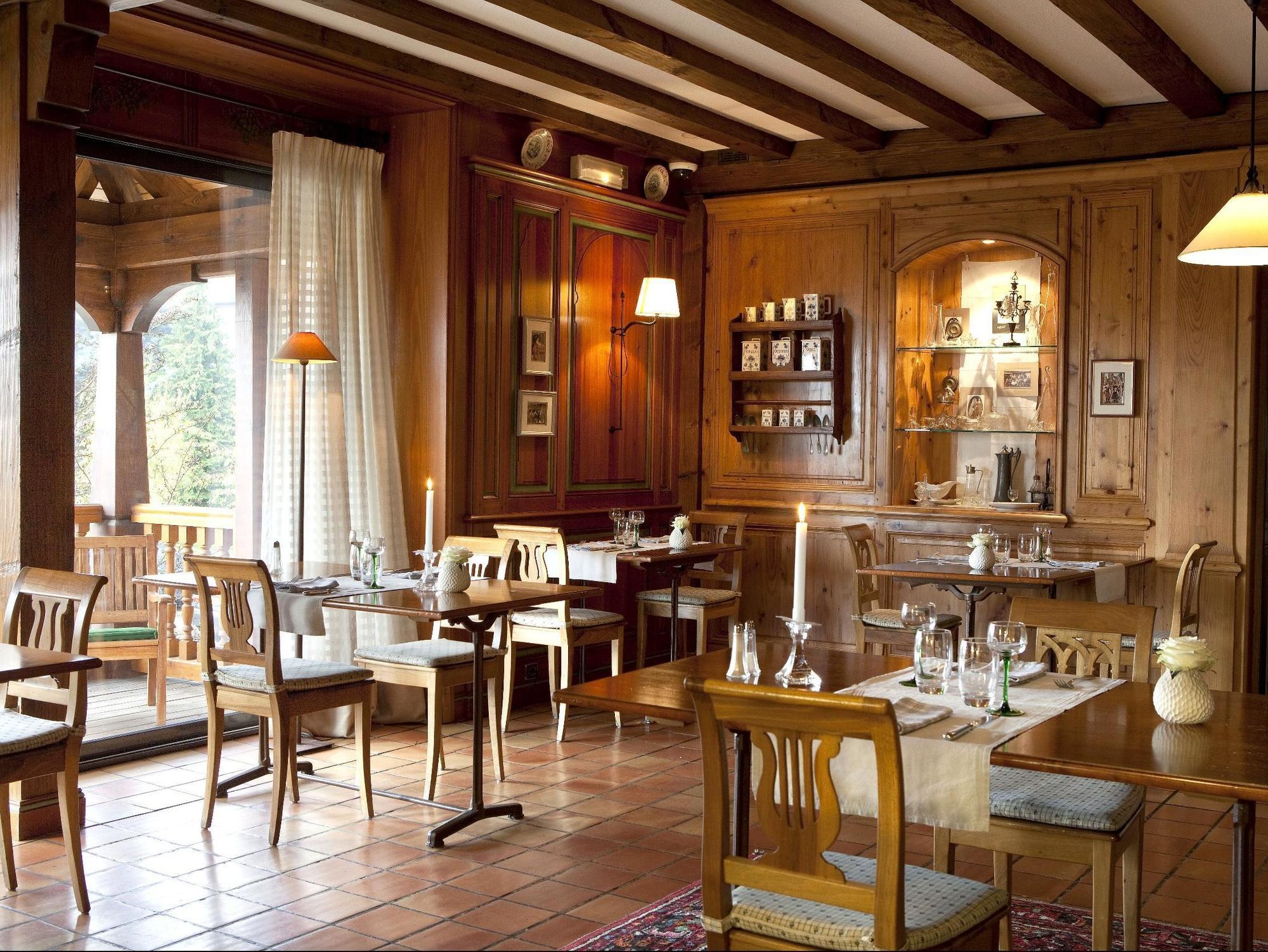 Logis Hotel Le Parc & Spa 상띠뽈리뜨 외부 사진