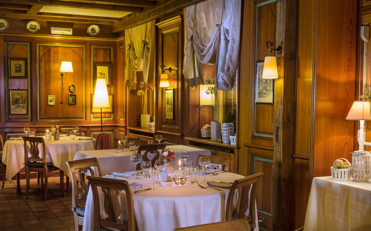Logis Hotel Le Parc & Spa 상띠뽈리뜨 외부 사진